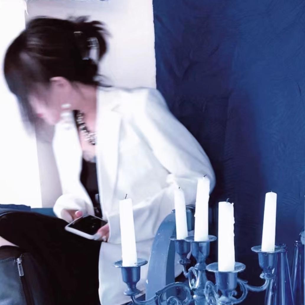 果汁吱吱吱🫧. 💧⁸²¹