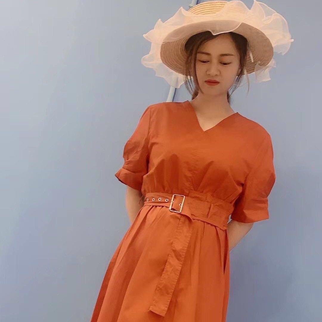 卅铺韩后美妆