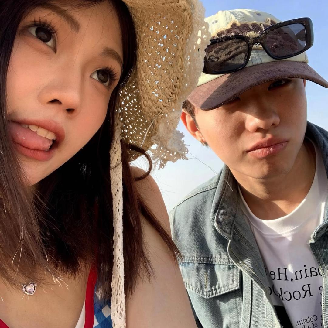 不亮灯的街.