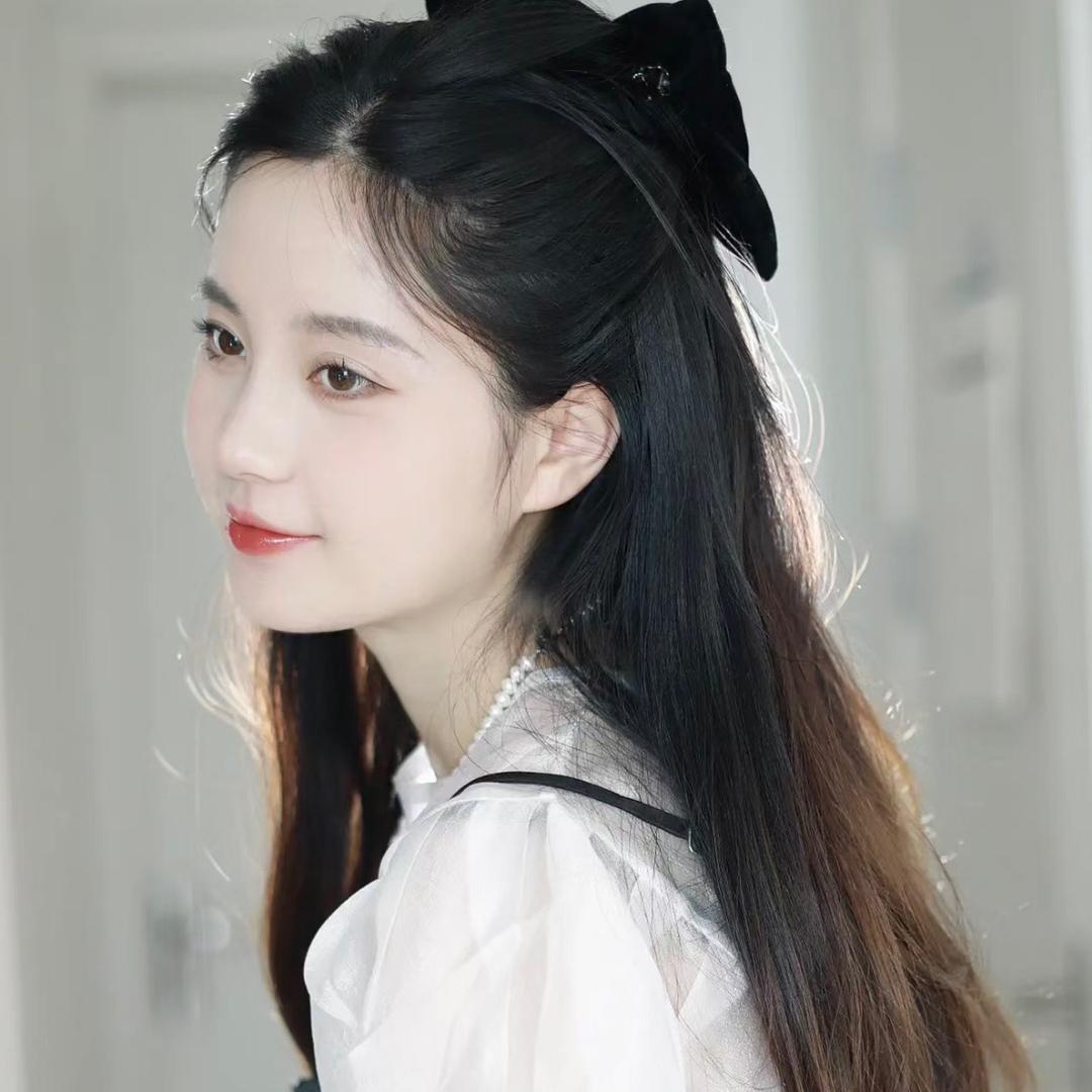 是小婷吖
