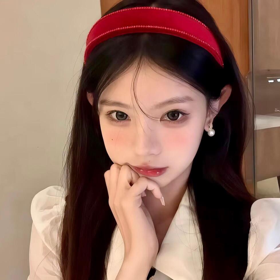 塔塔干饭了💗