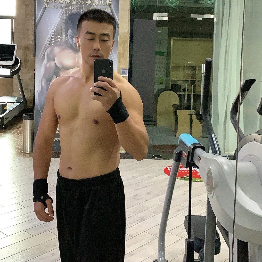 铁憨憨的小叔叔