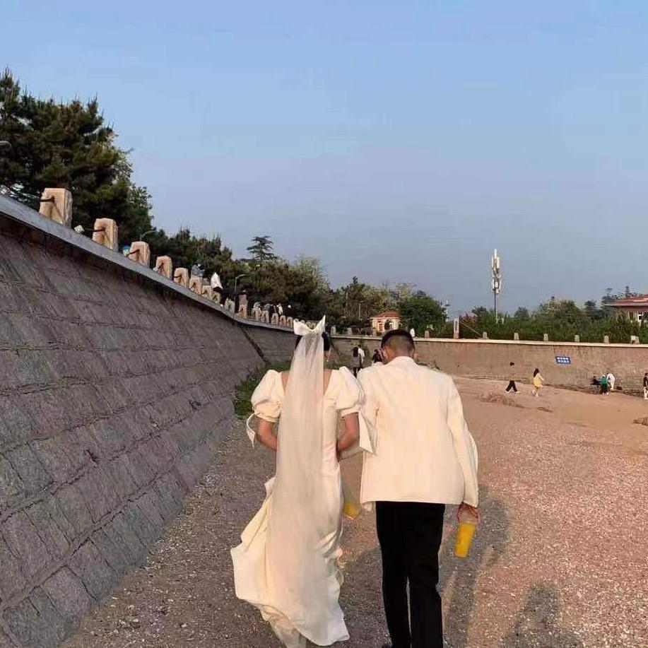 神秘的小朋友