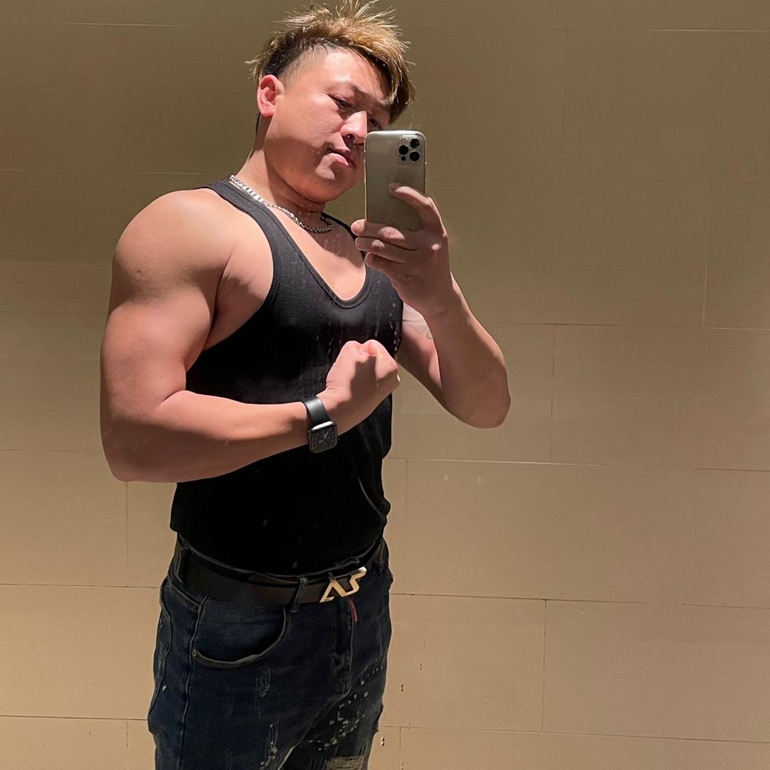 八零大叔💰三少