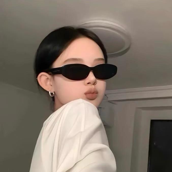 X- XUAN.⚜️