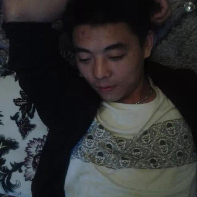 @余、生、我、陪、你、走