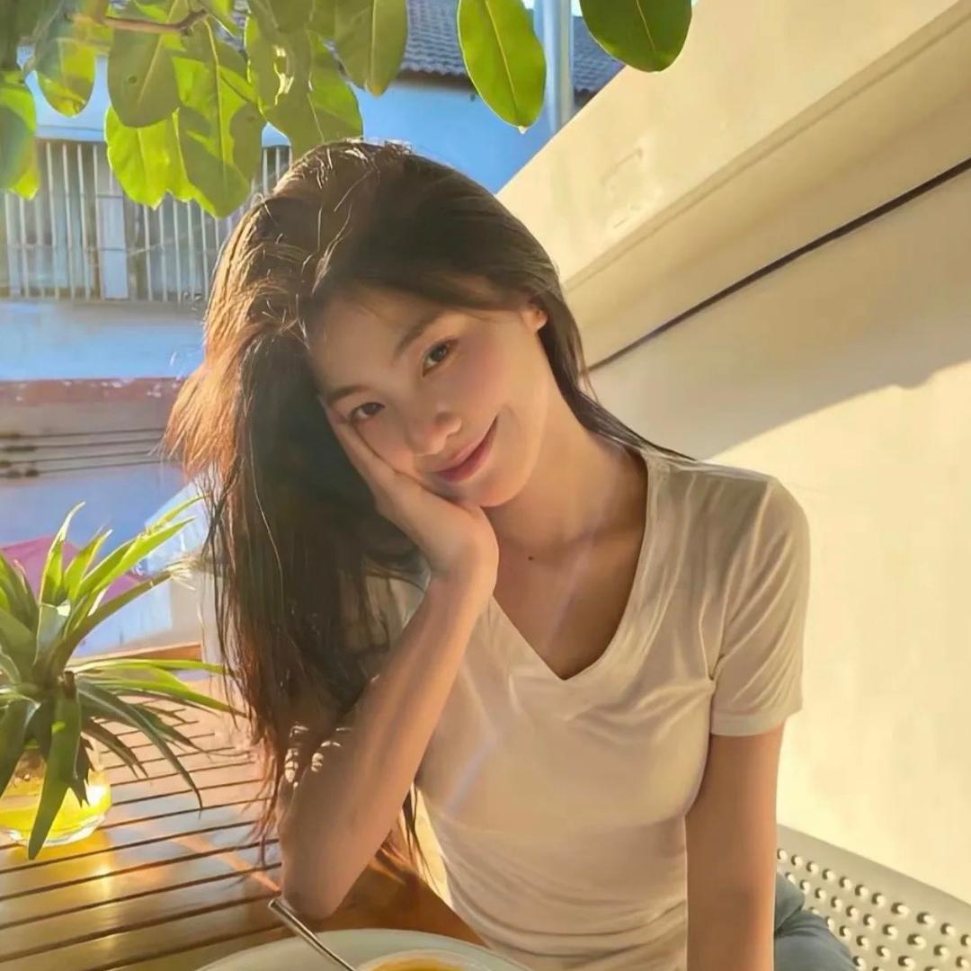 爱吃香菜&