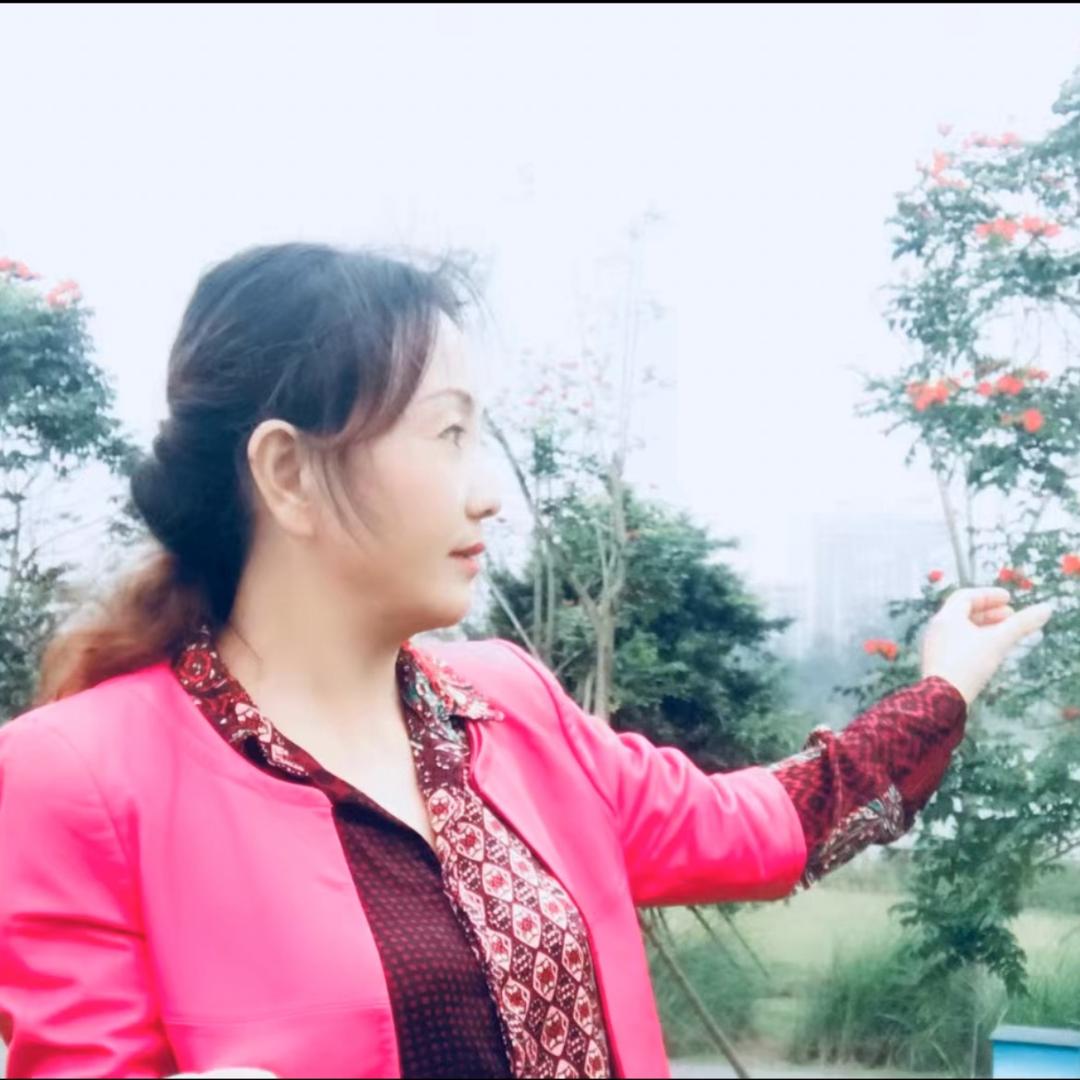 潇洒女兵