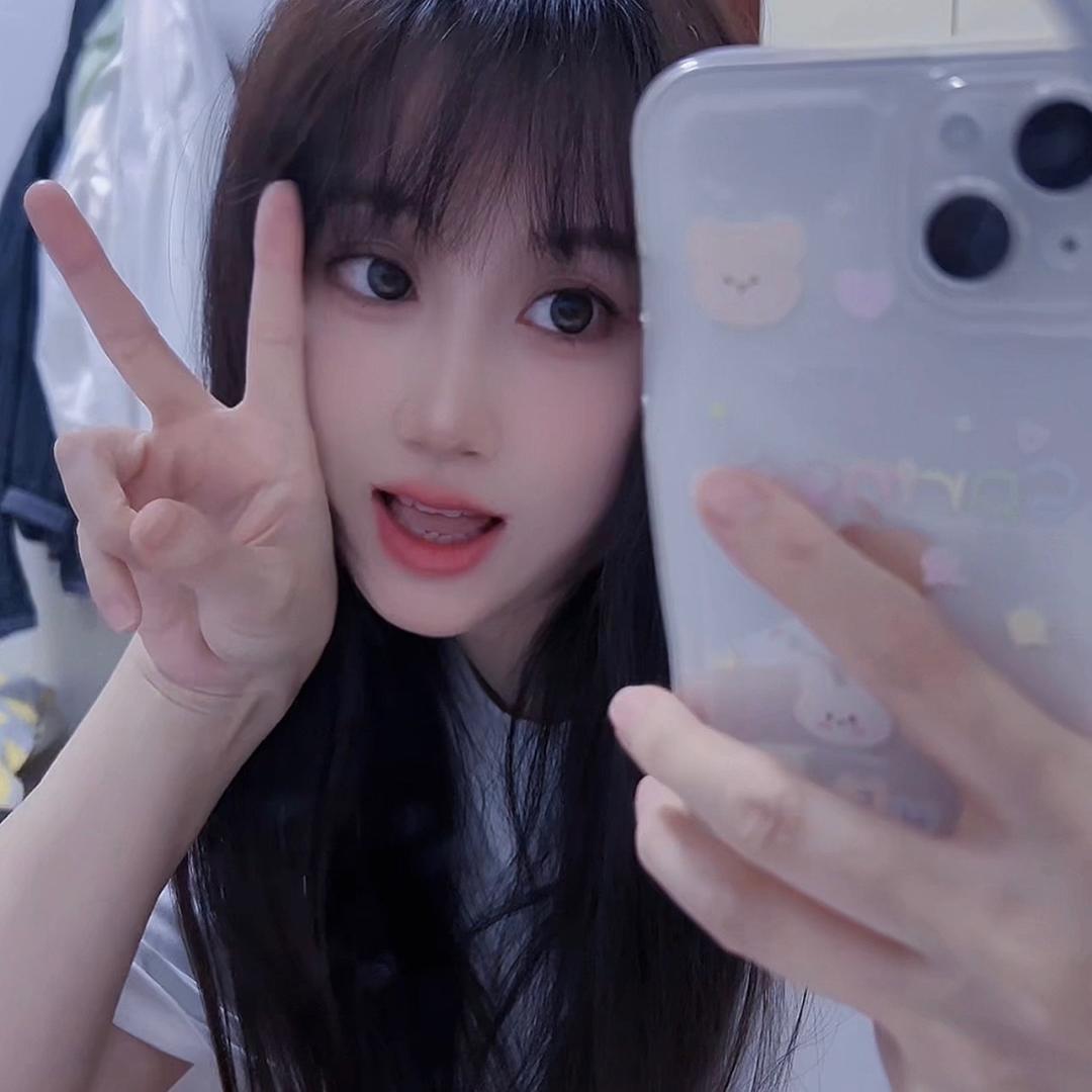 Anne_bin