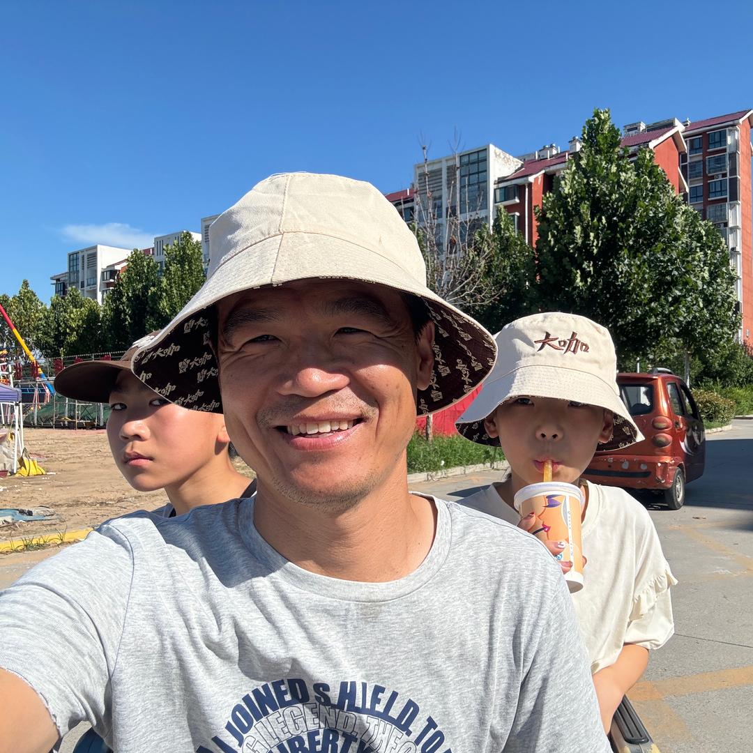 李拉菲