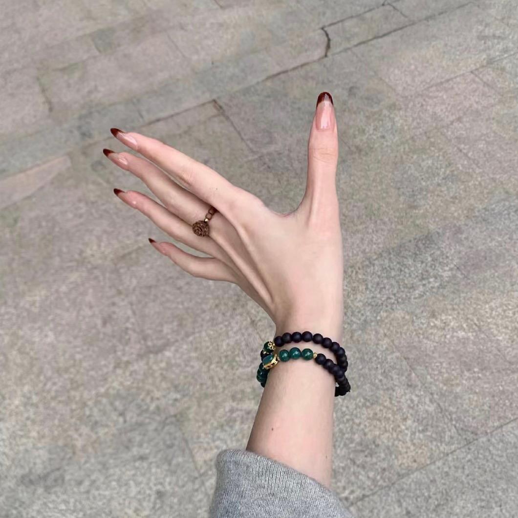 襄阳化妆美甲纹绣美睫推荐-梅子