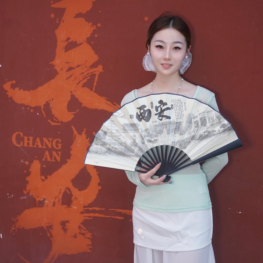 广丰悦己.美甲中式翘睫小玲