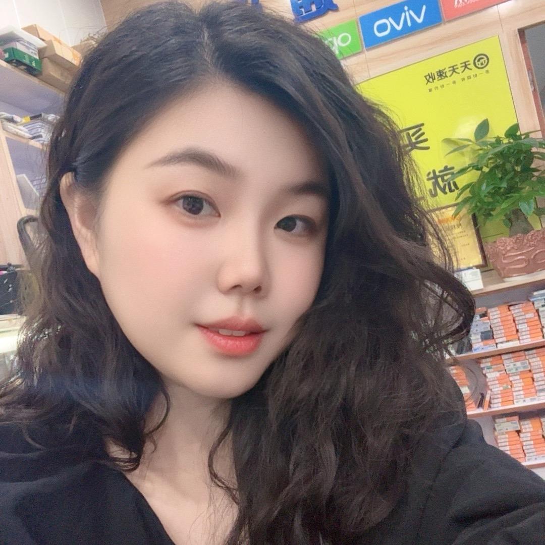 潘静