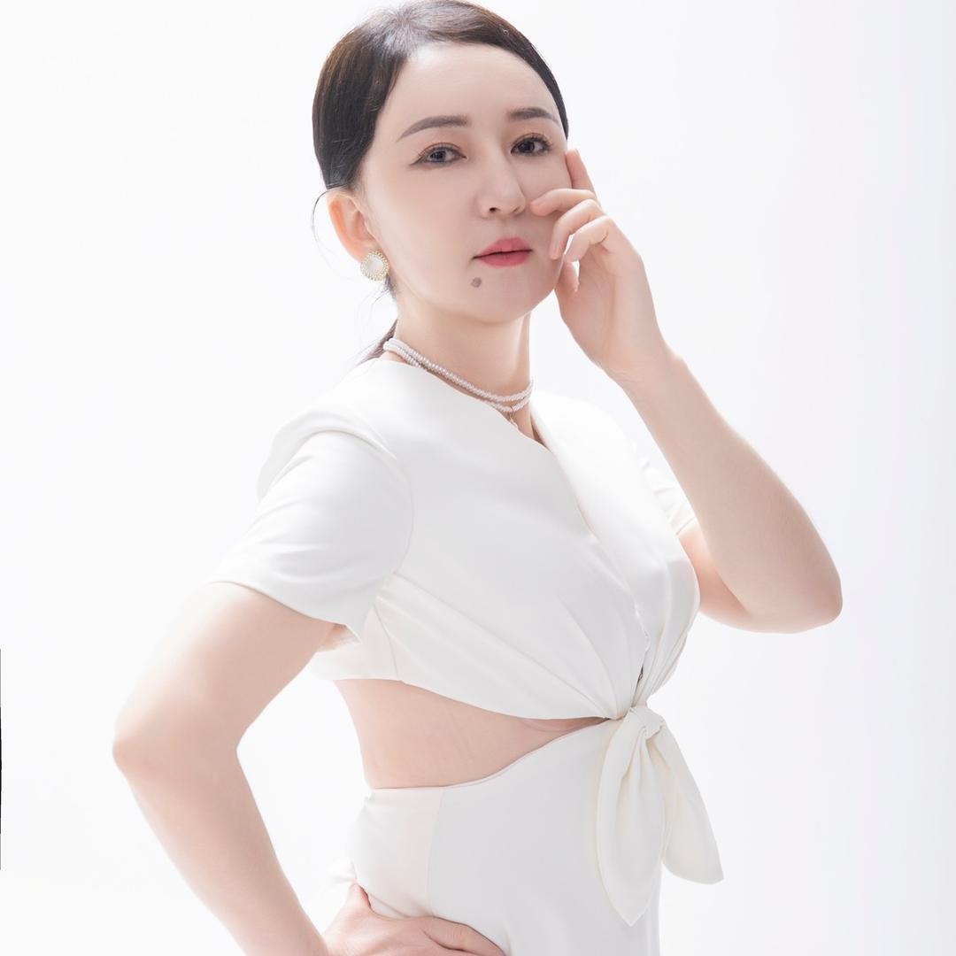 丽莎女幸空间
