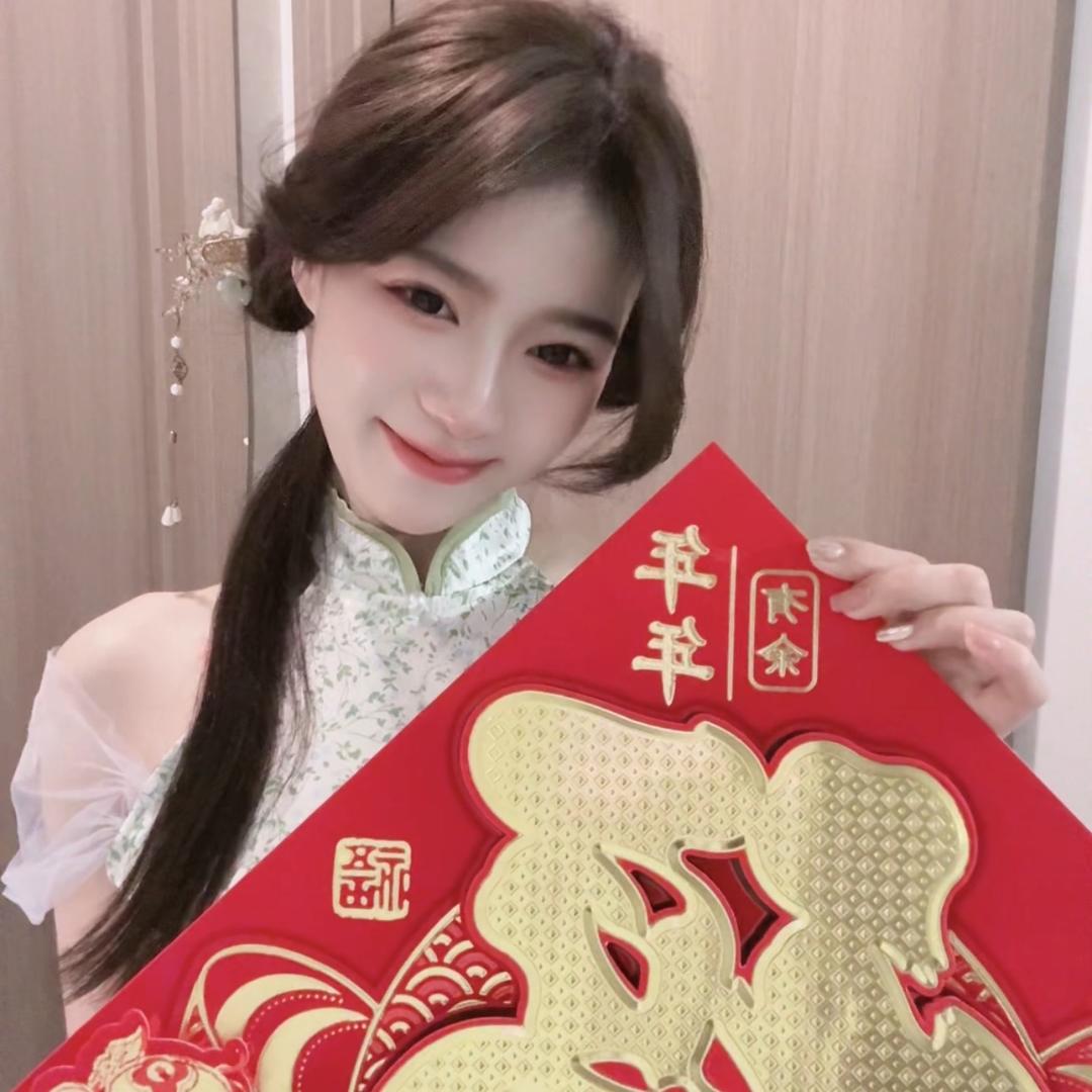 周文文²⁵³º🦢