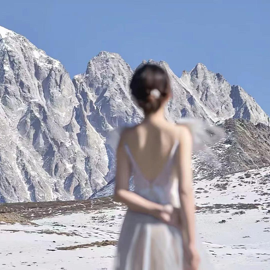 许妳岁年无忧⍥