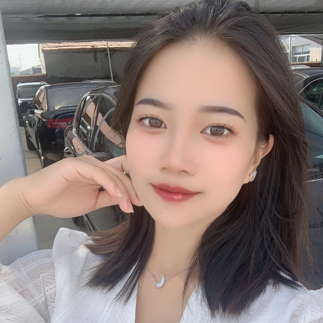 宏易精品车