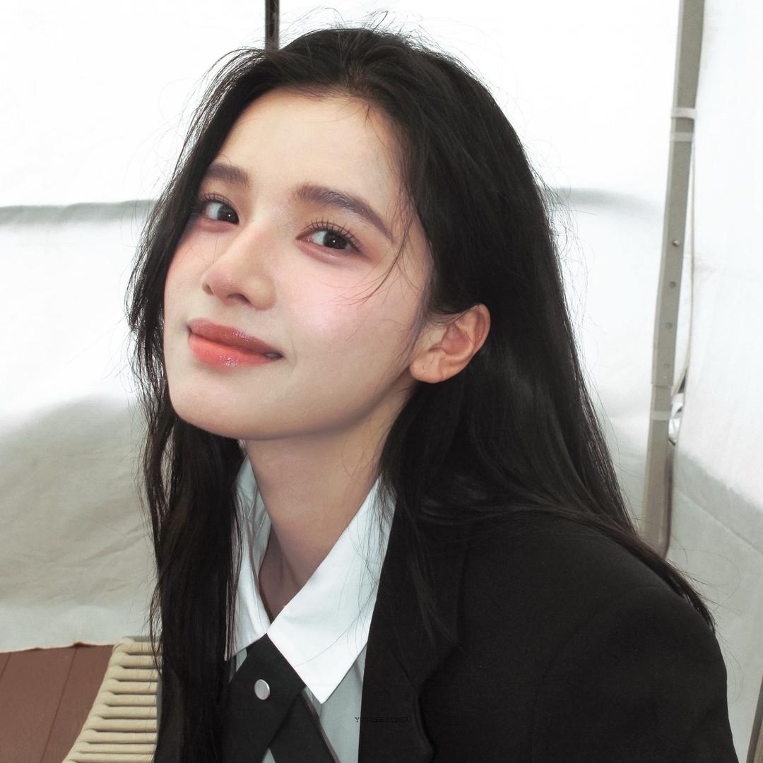 宇宙无敌超级普信女