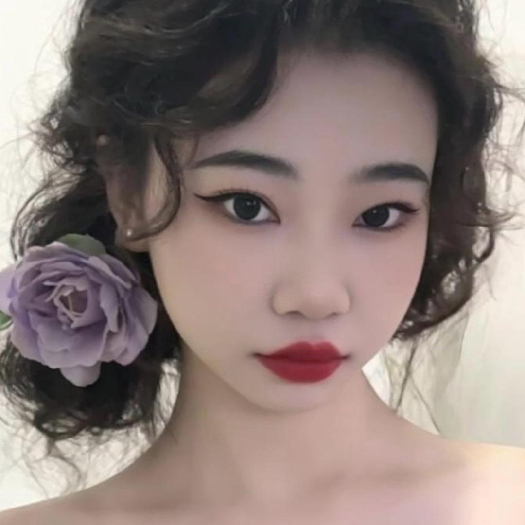 ℳ̶̶̶̶♡̶҉草莓杨乐多꧔