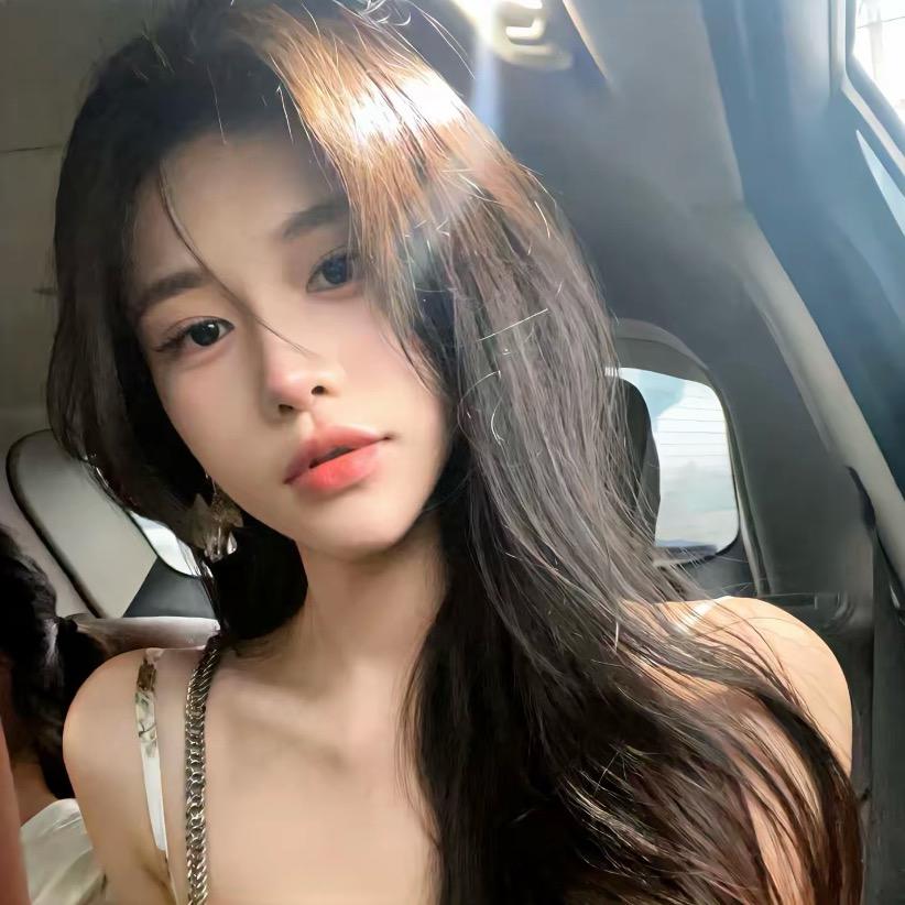 迈玛旭百货主播部小月