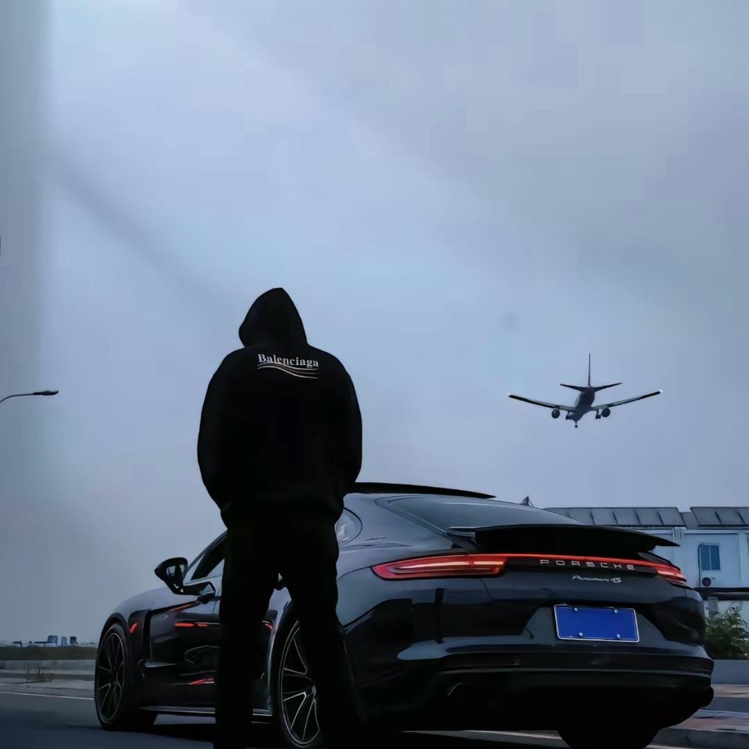 ꪑꪗ ᦔꪖɾꪶⅈꪀᧁ