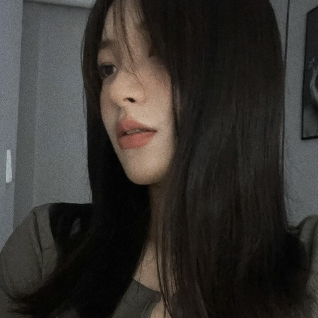 月月睡醒了