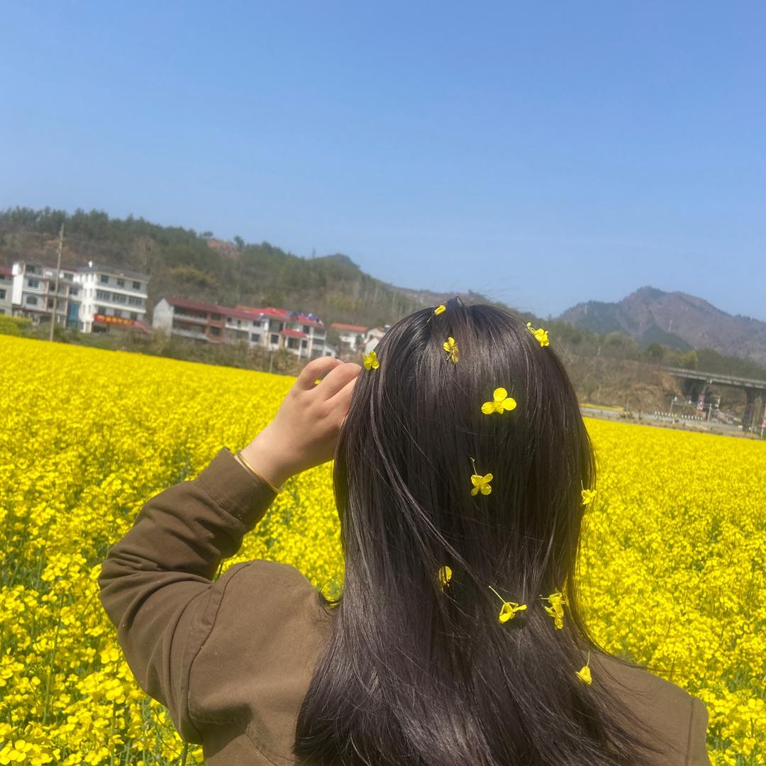 仰望天空45°