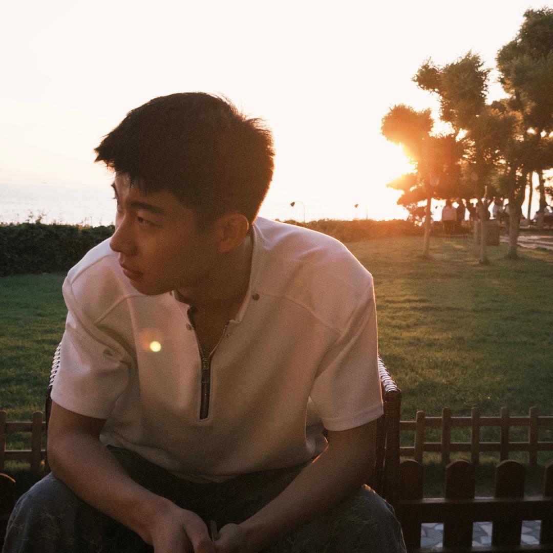 LIU J T