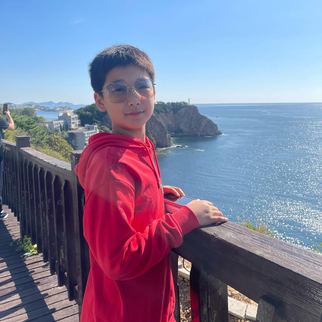 爱跳舞的小添哥