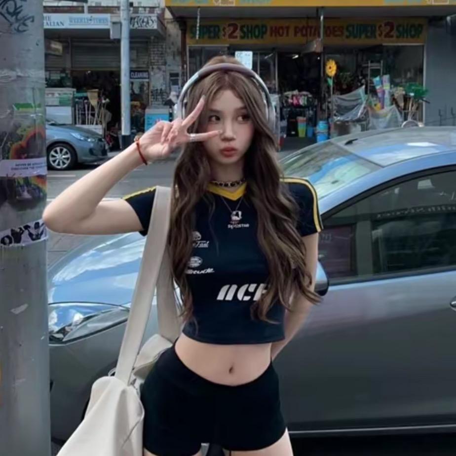 甜美大马猴