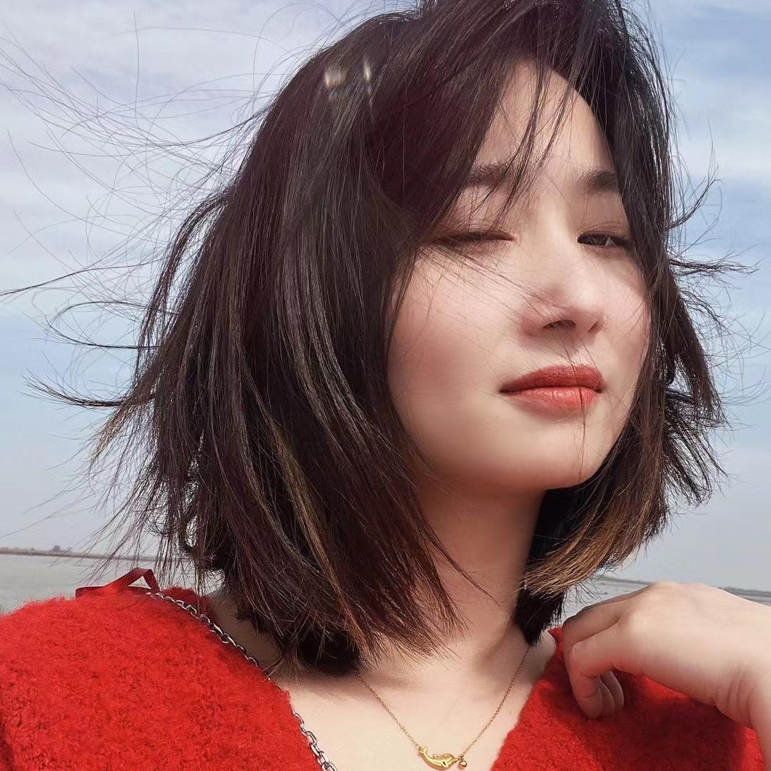 爱吖小红