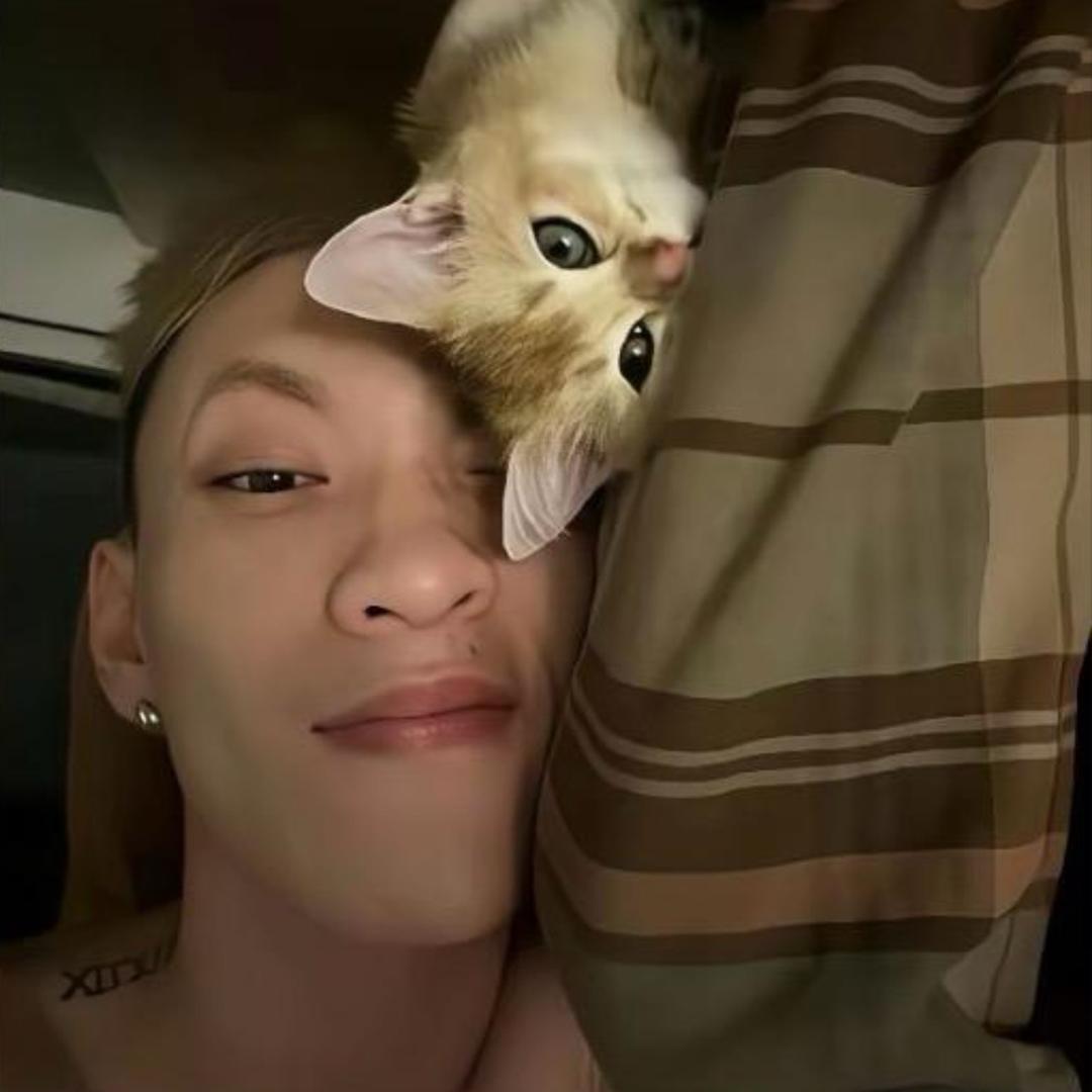 B ￴￴ ￴￴￴ ￴￴ ￴￴ ￴