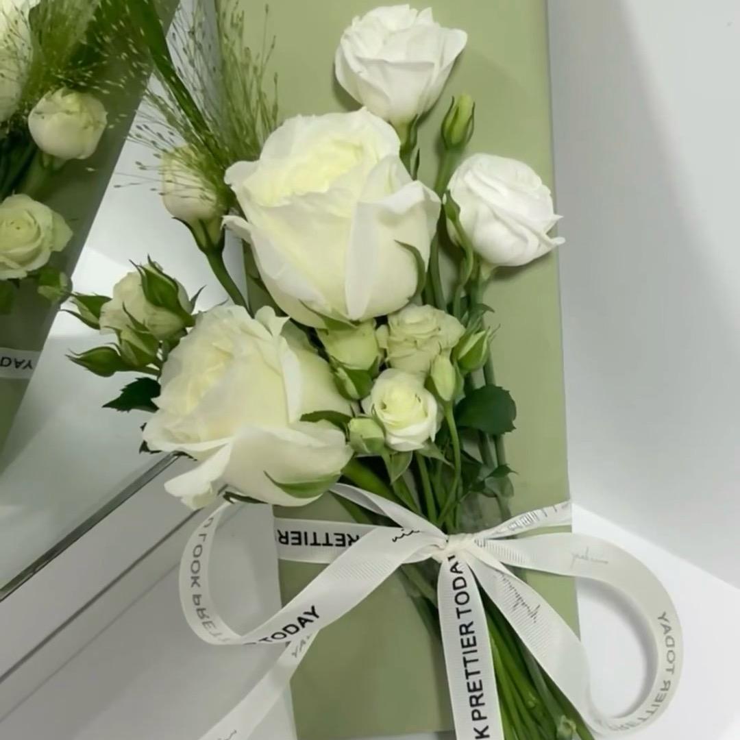 悲伤𝙆𝙞𝙩𝙩𝙮