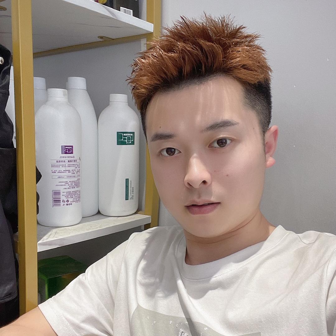 小华哥长发回收官方账号