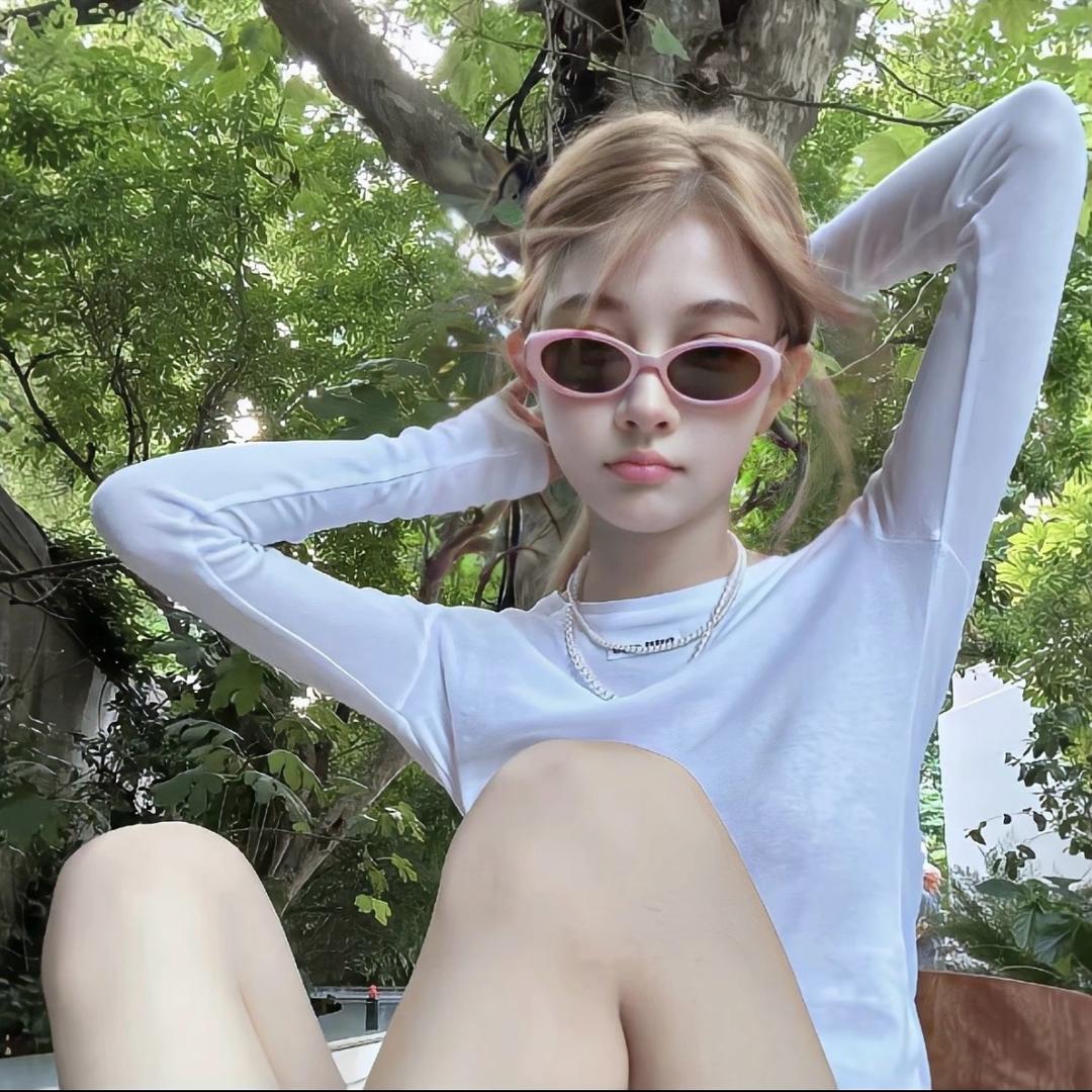 公主爱吃蒜🪽·-·💧