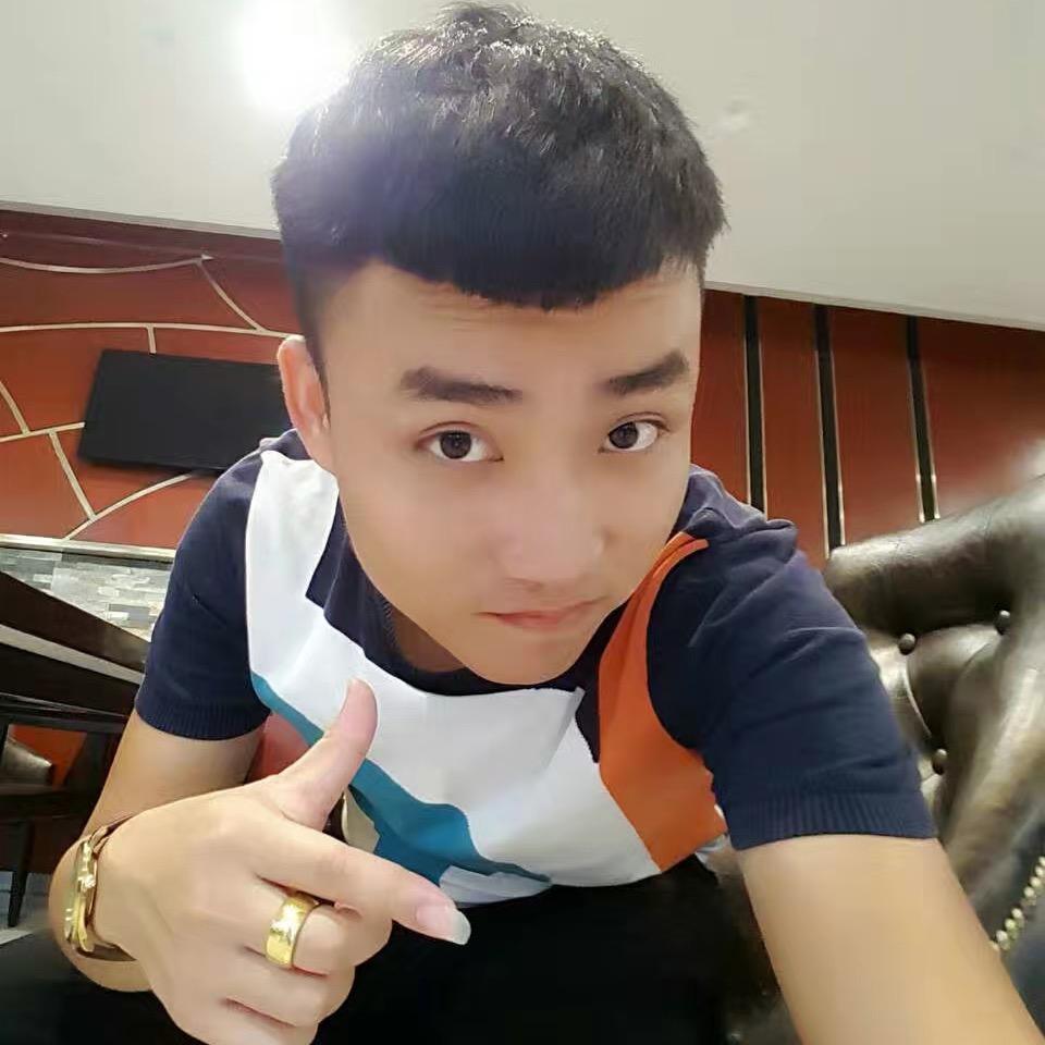 雅迪九号电动车