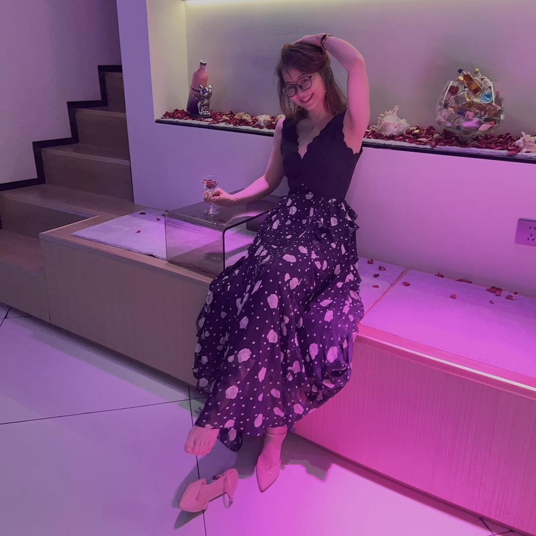 向前一步书吧小酒馆