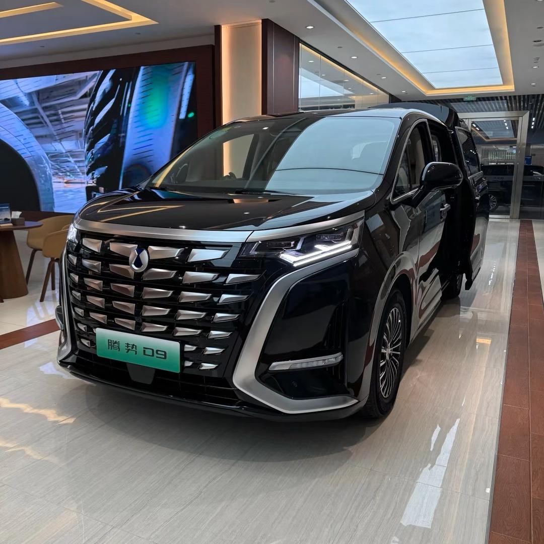 明明说新车