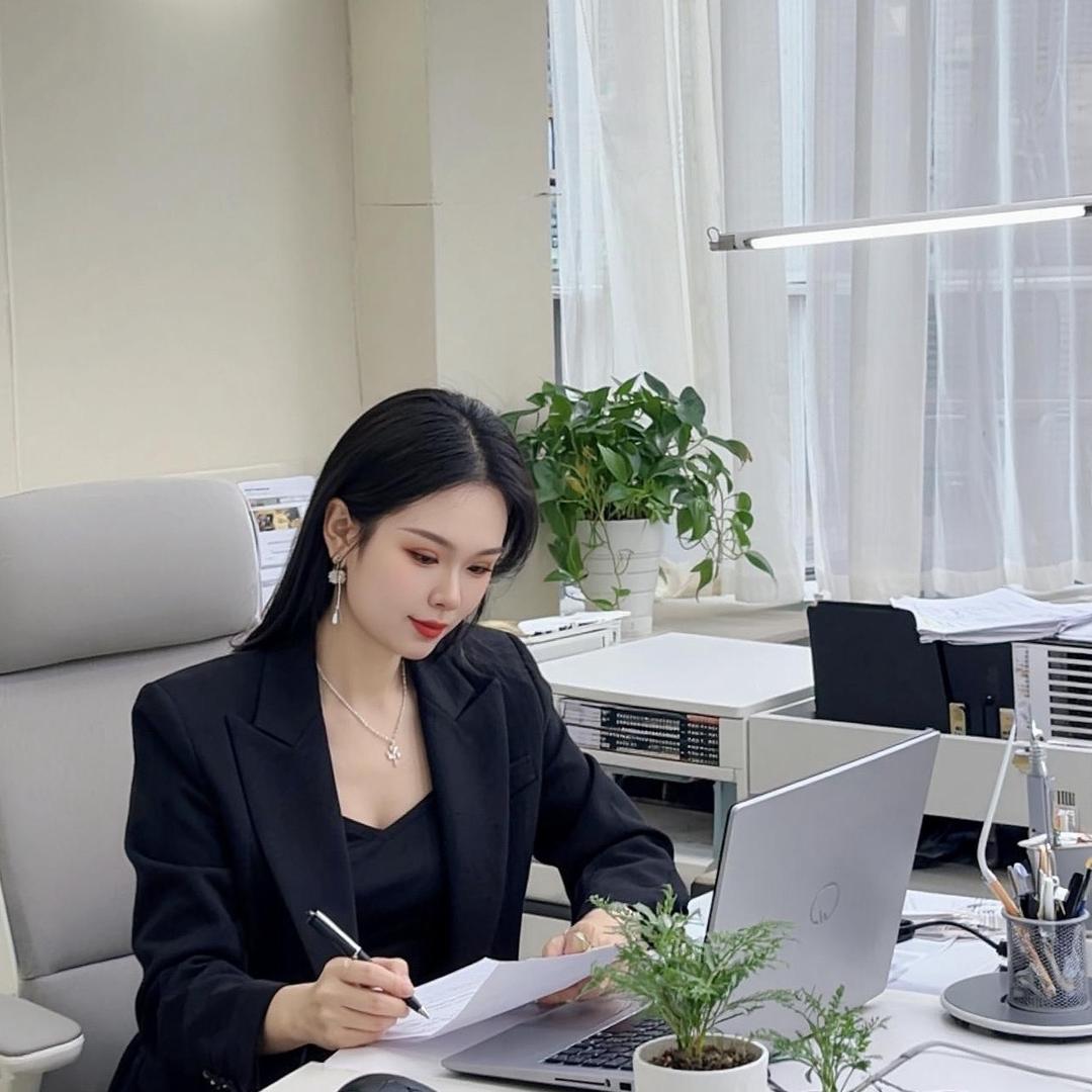 平舆伊朵·婚庆歌舞演绎公司