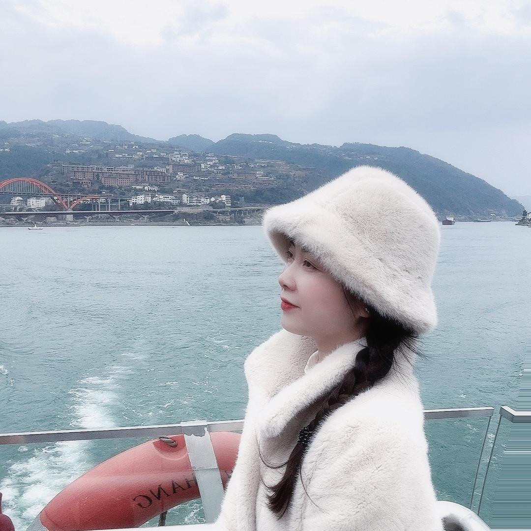 @小霞   轻奢世家  龙里店