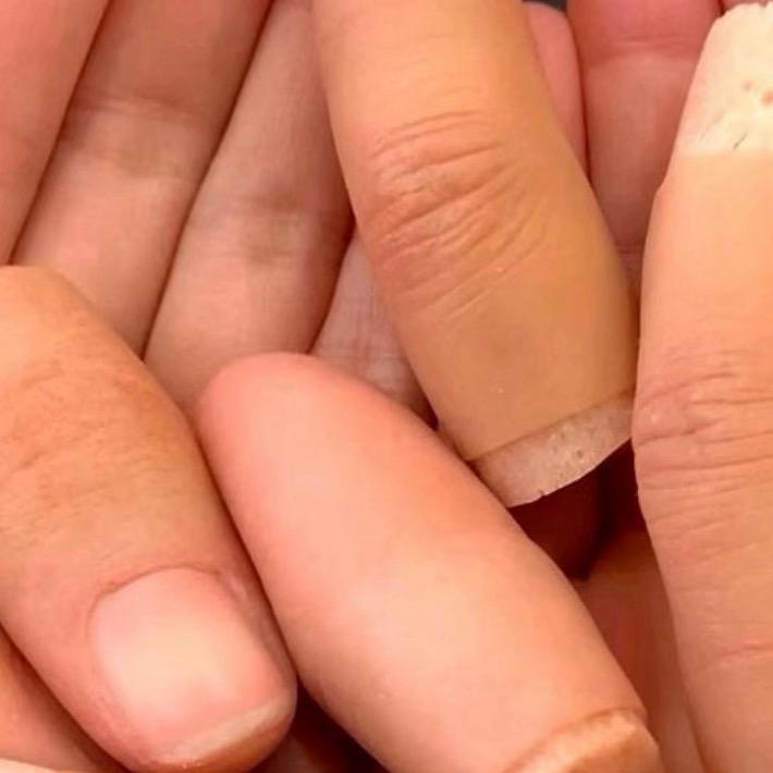硅胶手指赵老师