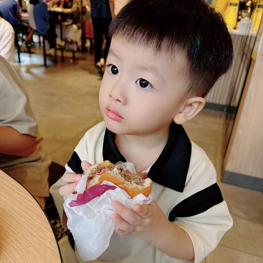 黄先生👨‍🏫