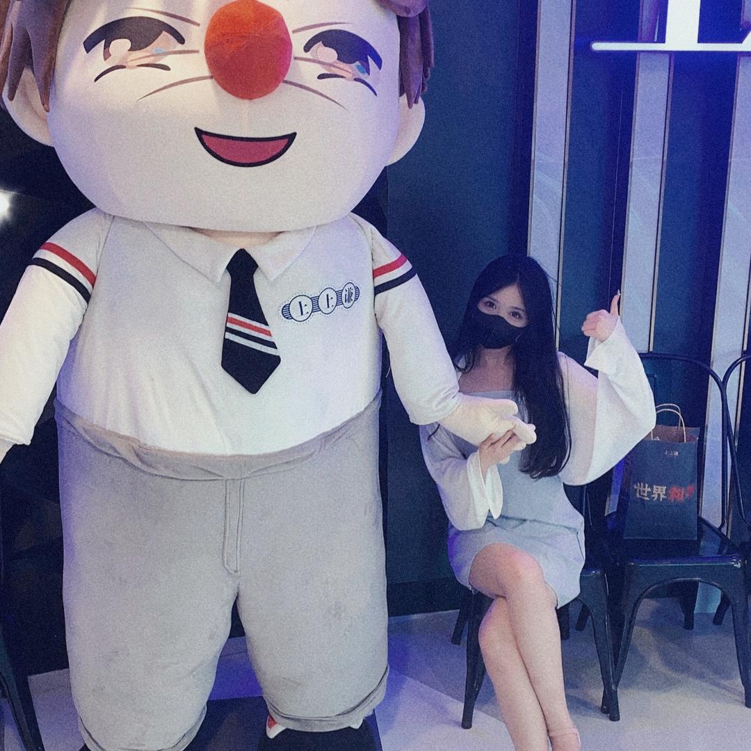 逛吃达人莹莹