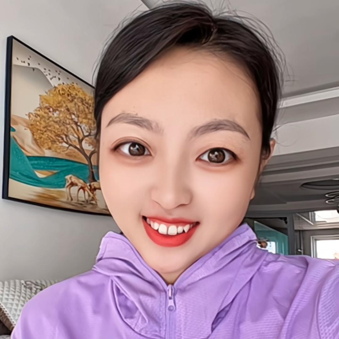 丽 丽