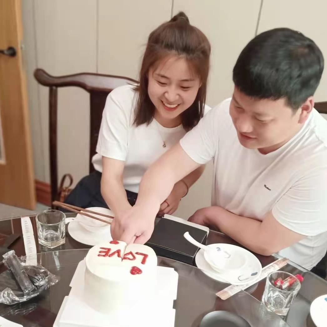不发脾气只发财_EI❤️