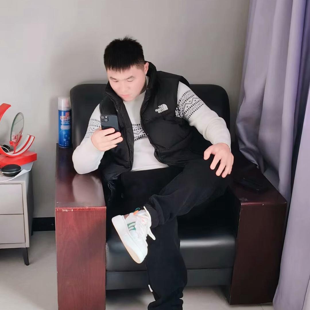 欧利莎酒吧俱乐部 洋浦店营销朱经理