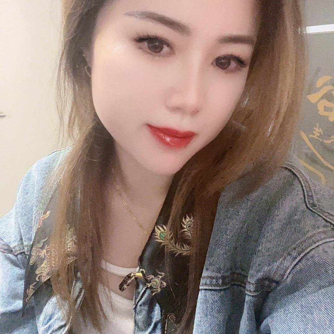 我是小女人。