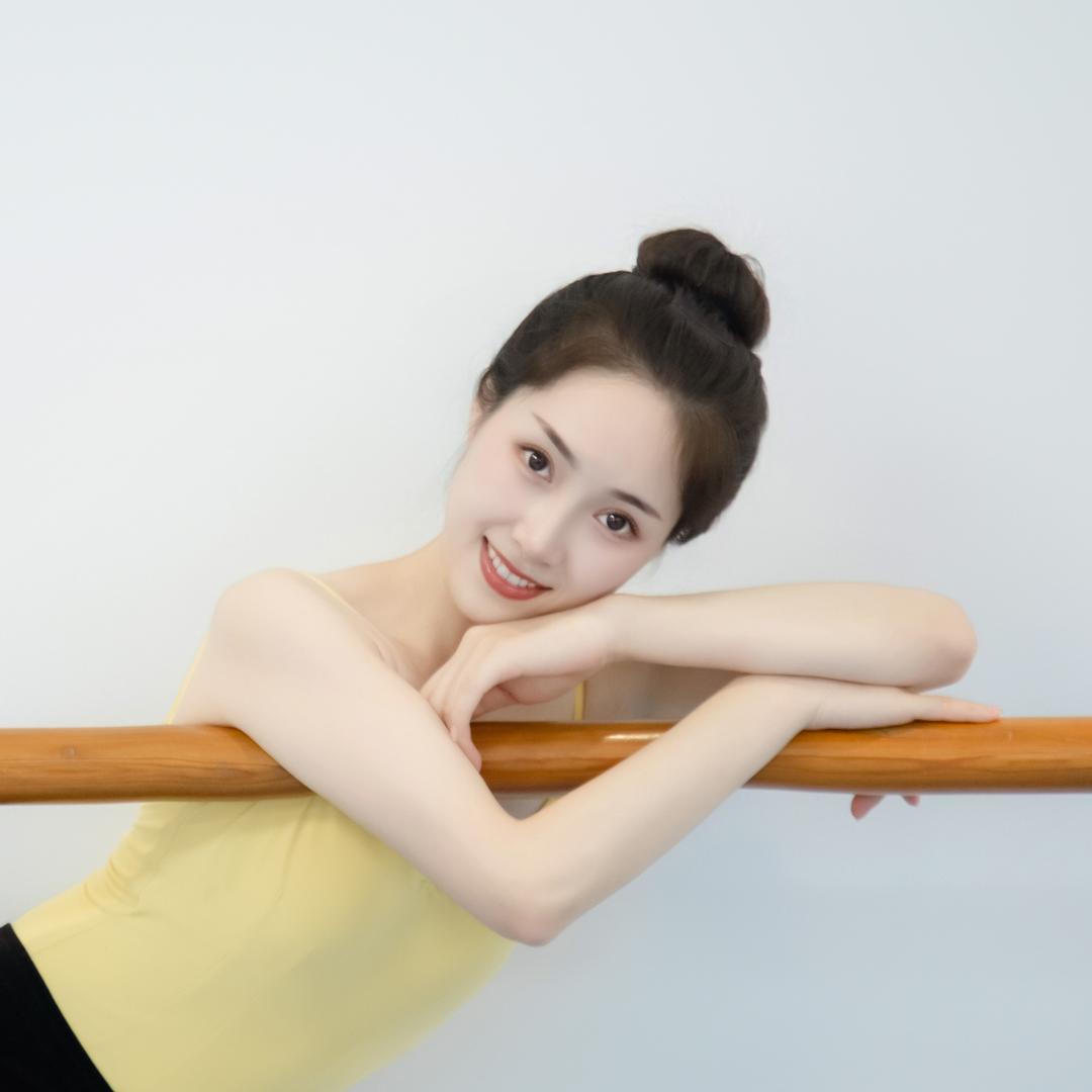 恋舞李老师