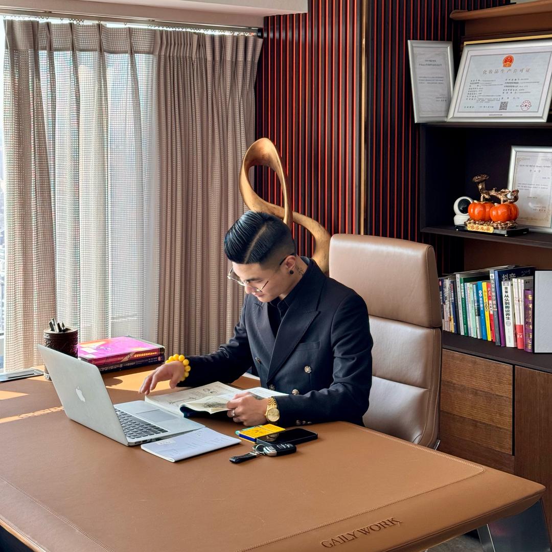 A📱狼少👉手机 美学 商K 订台👈