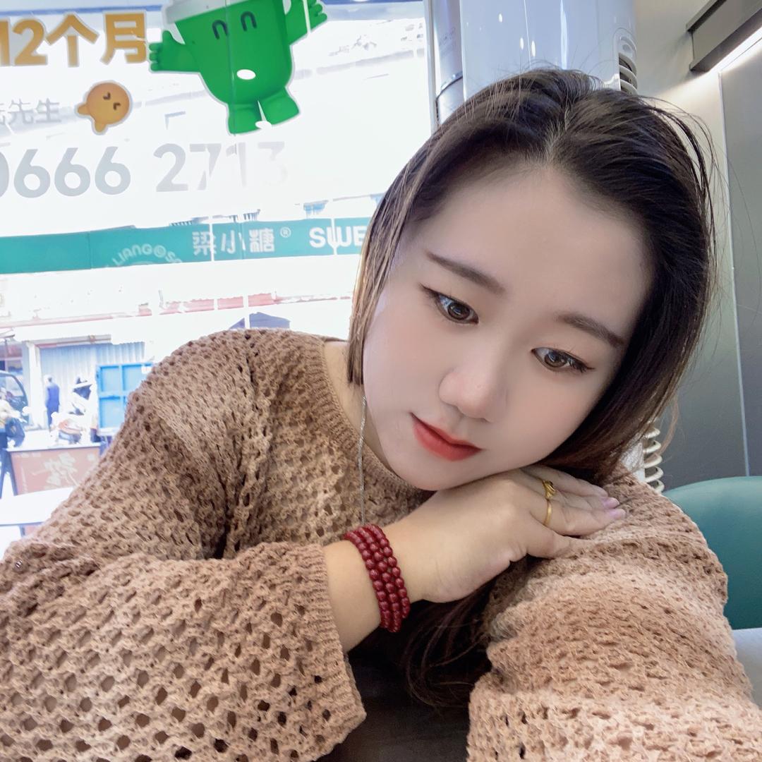 橙 🍊姑娘  😊